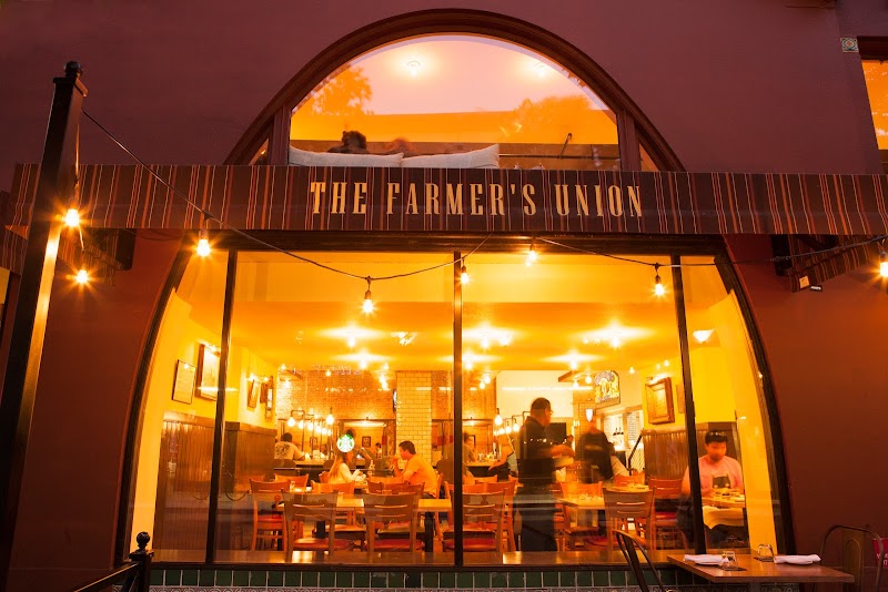 The Farmers Union — food and interior
