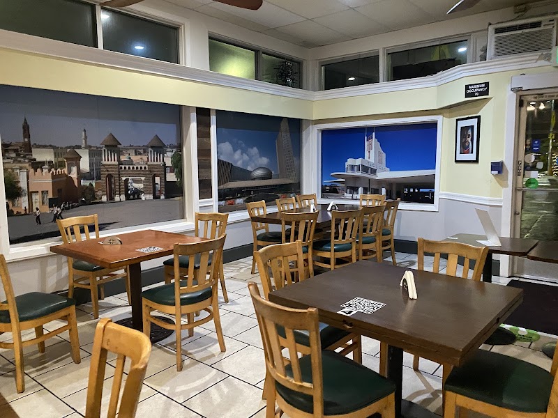 Mudai Ethiopian Restaurant — food and interior