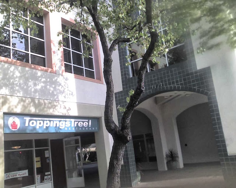 Toppings Tree — food and interior