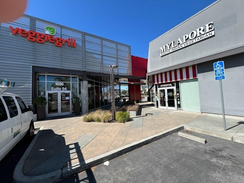 Mylapore South Indian Westgate — food and interior