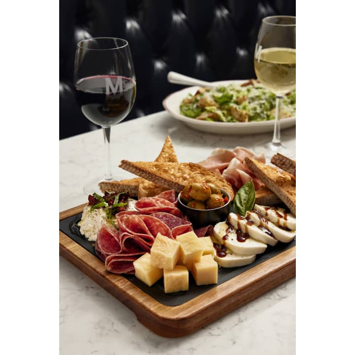 Maggiano's Little Italy — restaurant