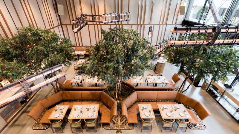 Eos & Nyx — food and interior