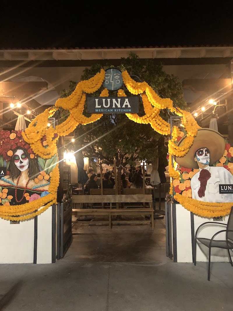 LUNA Mexican Kitchen - The Pruneyard — food and interior
