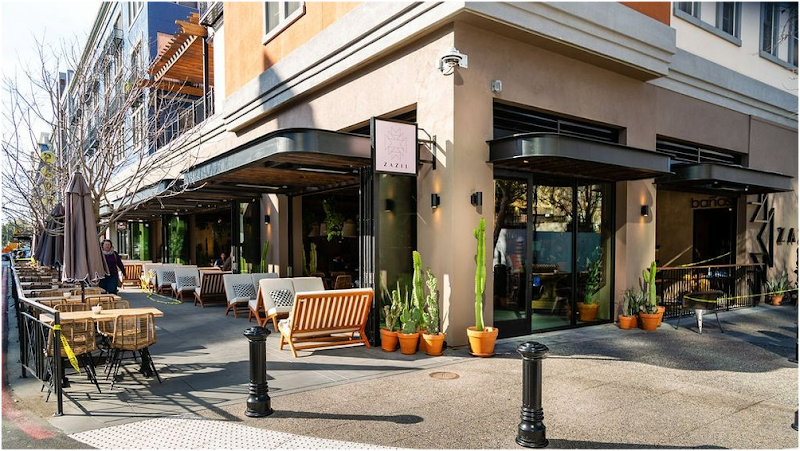 Zazil — food and interior