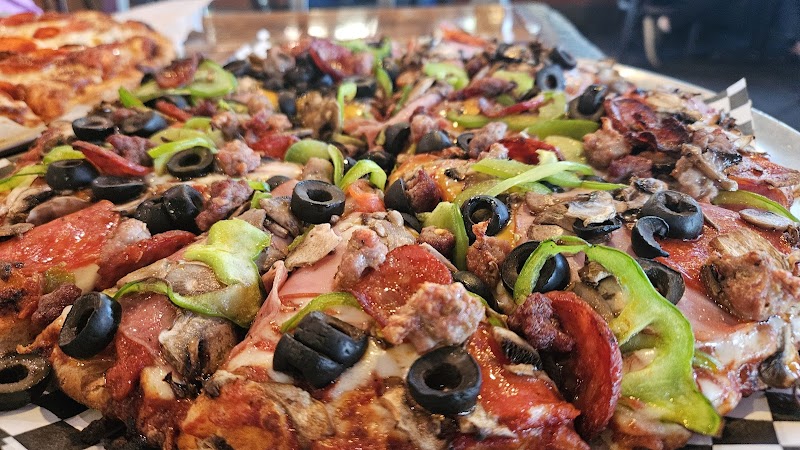 High Five Pizza — restaurant