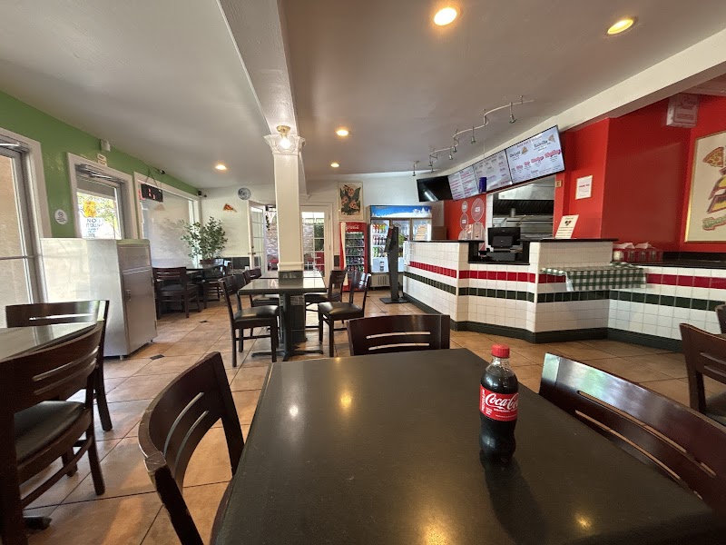 Mazza Pizza n Grill — food and interior