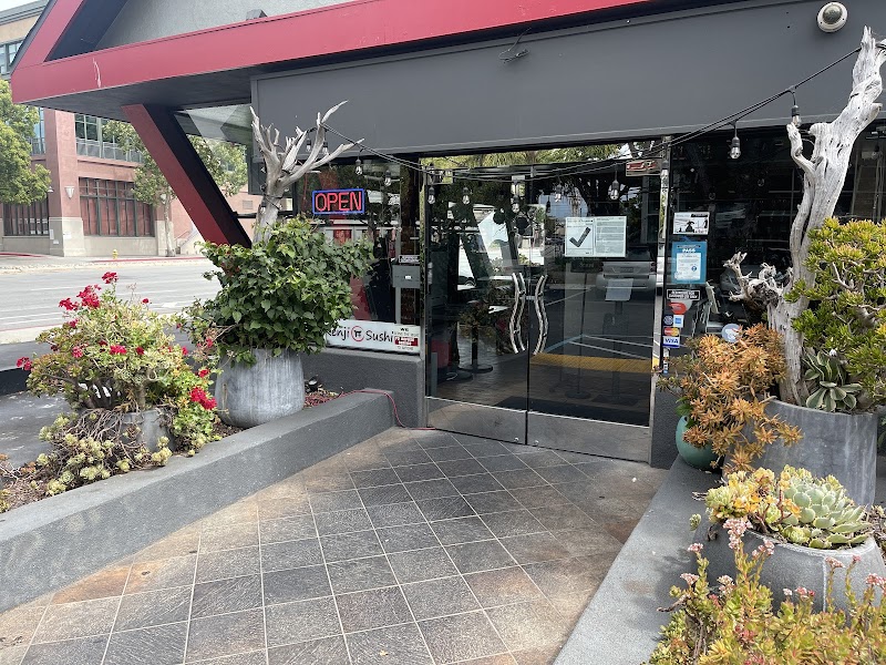 Kenji Sushi — food and interior