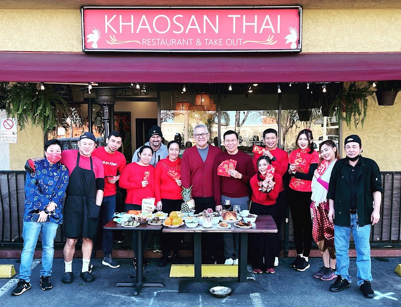 Khaosan Thai Restaurant — food and interior